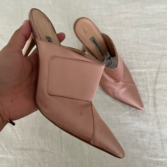 Manolo Blahnik Heels 39 - Picture 7 of 13